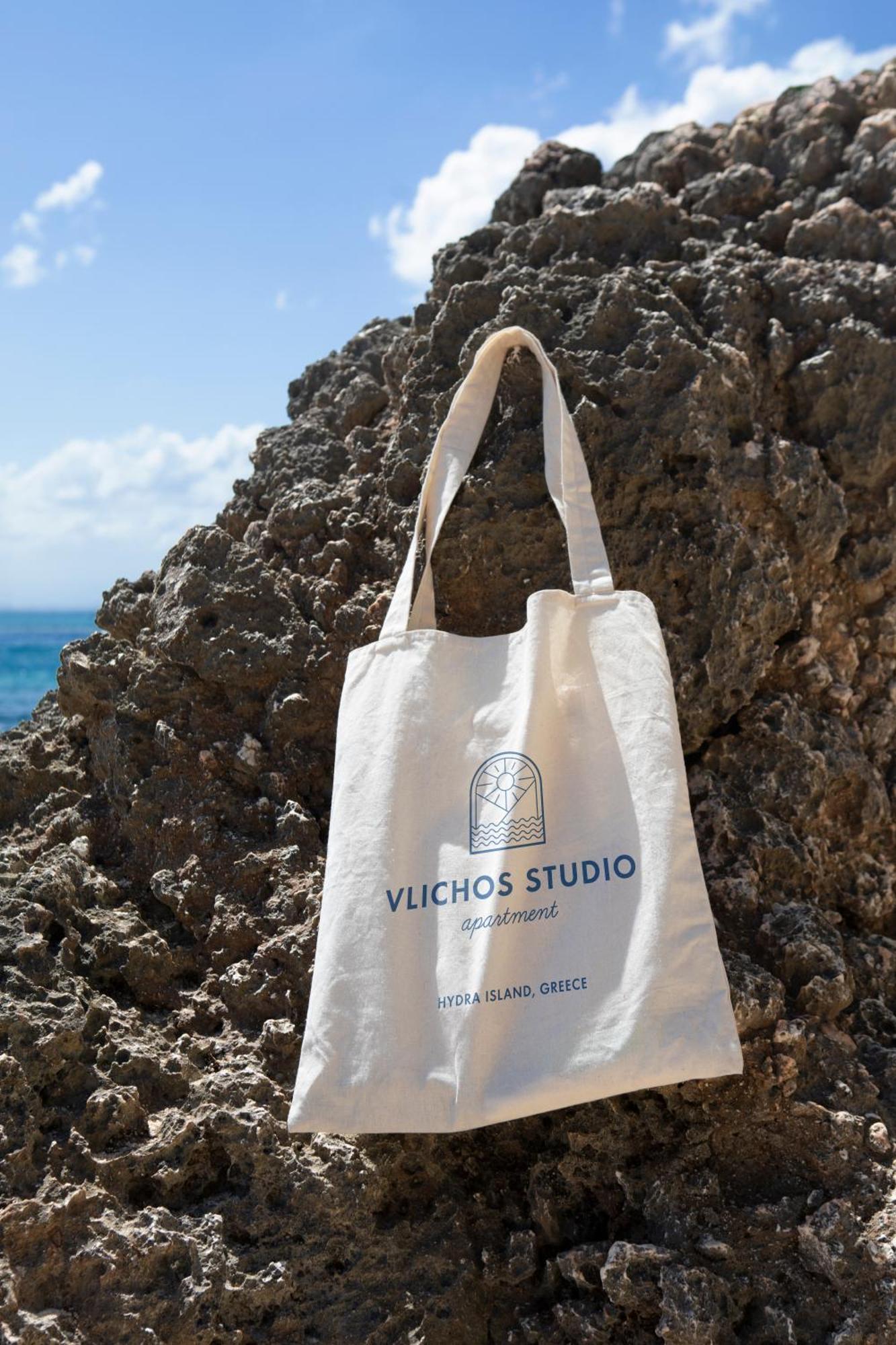 Vlichos Studio Apartment Hydra  Buitenkant foto