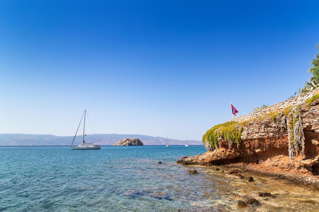 Vlichos Studio Apartment Hydra  Buitenkant foto